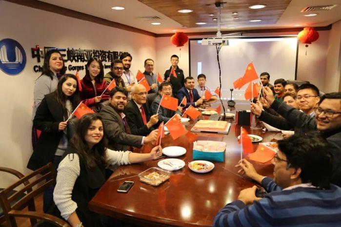 我与麻豆av
共成长@文化交流-传统节日